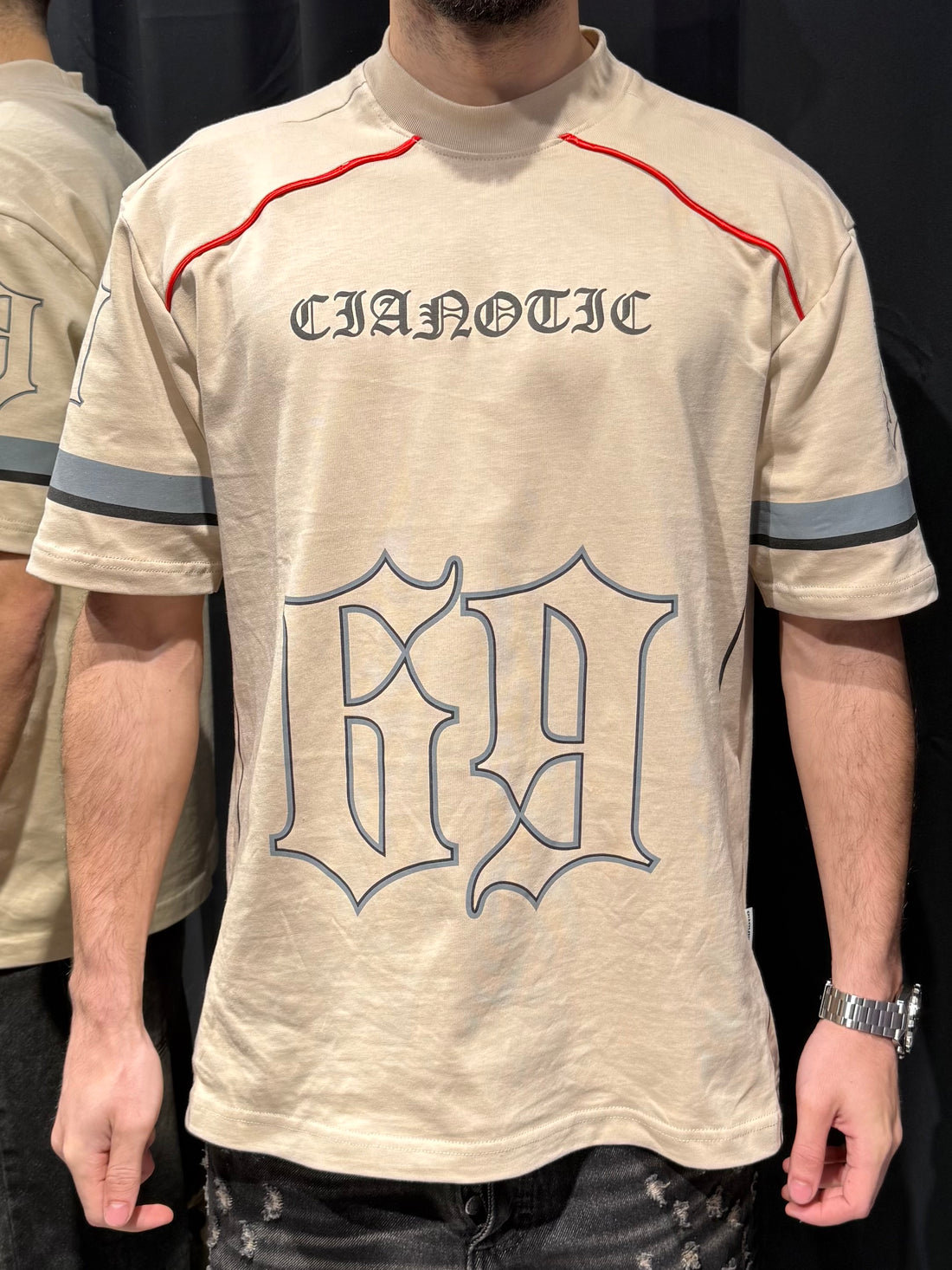 T-shirt Cianotic