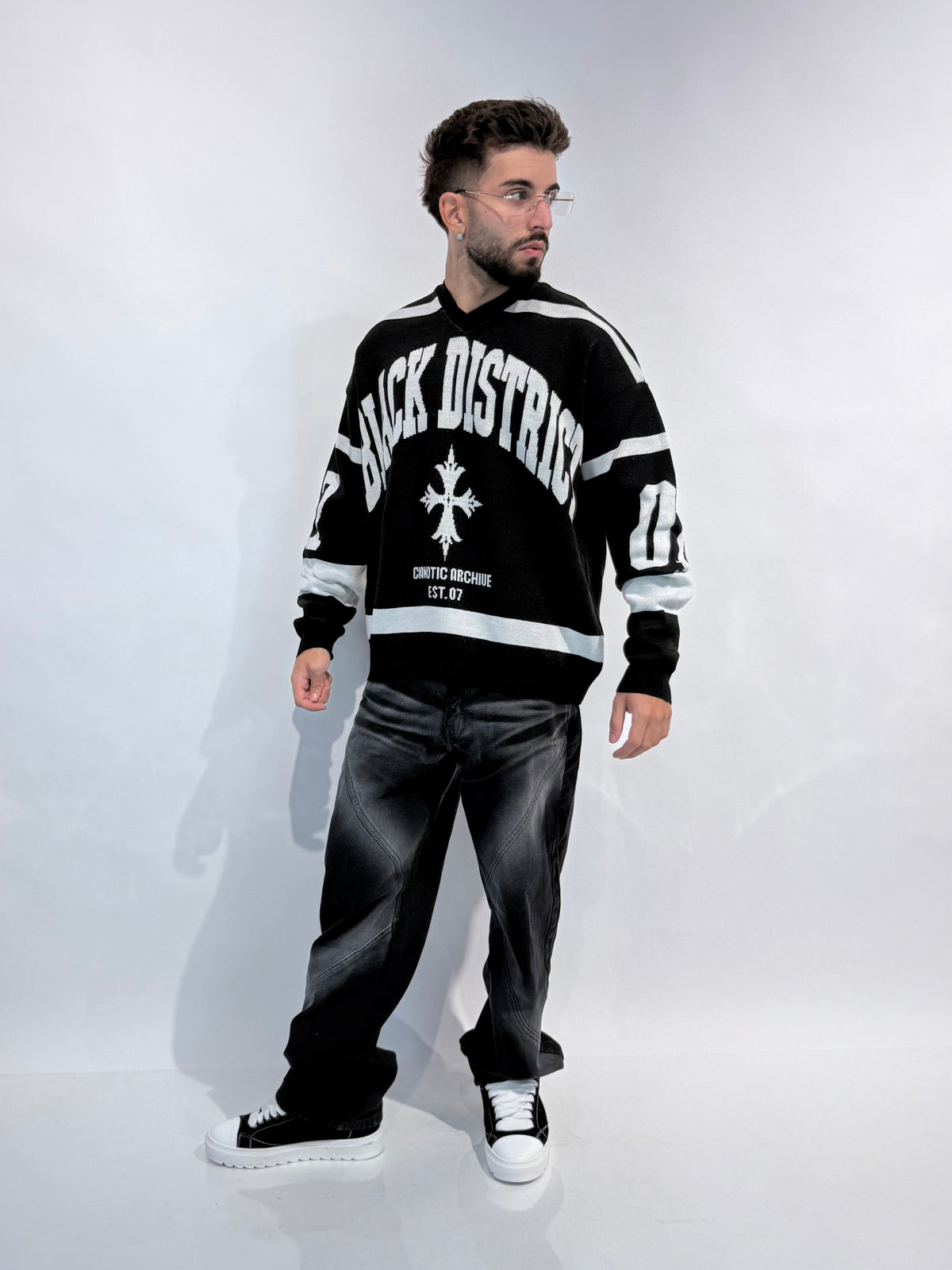 Maglione Black District