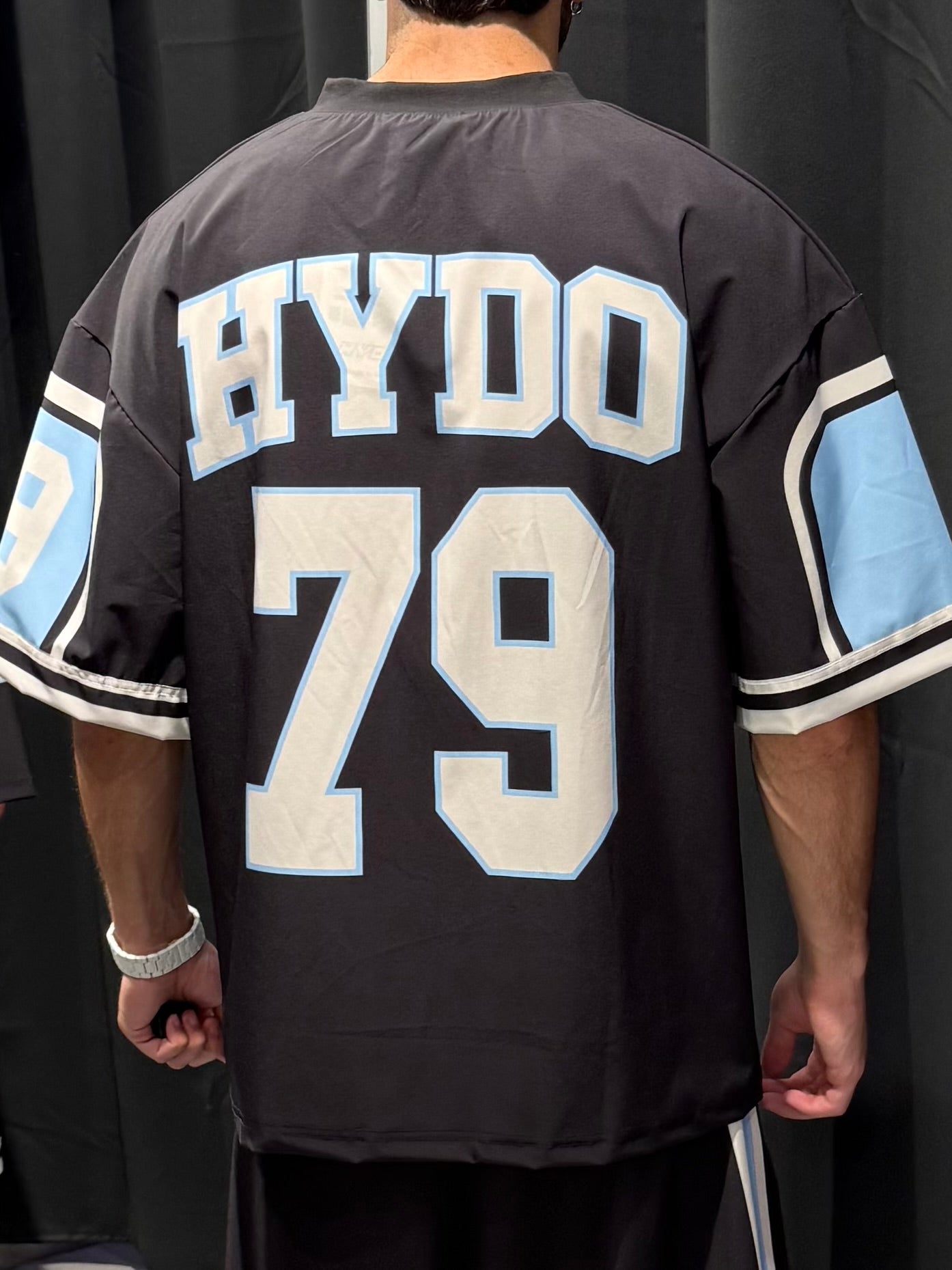 Completo Hydo Okuna