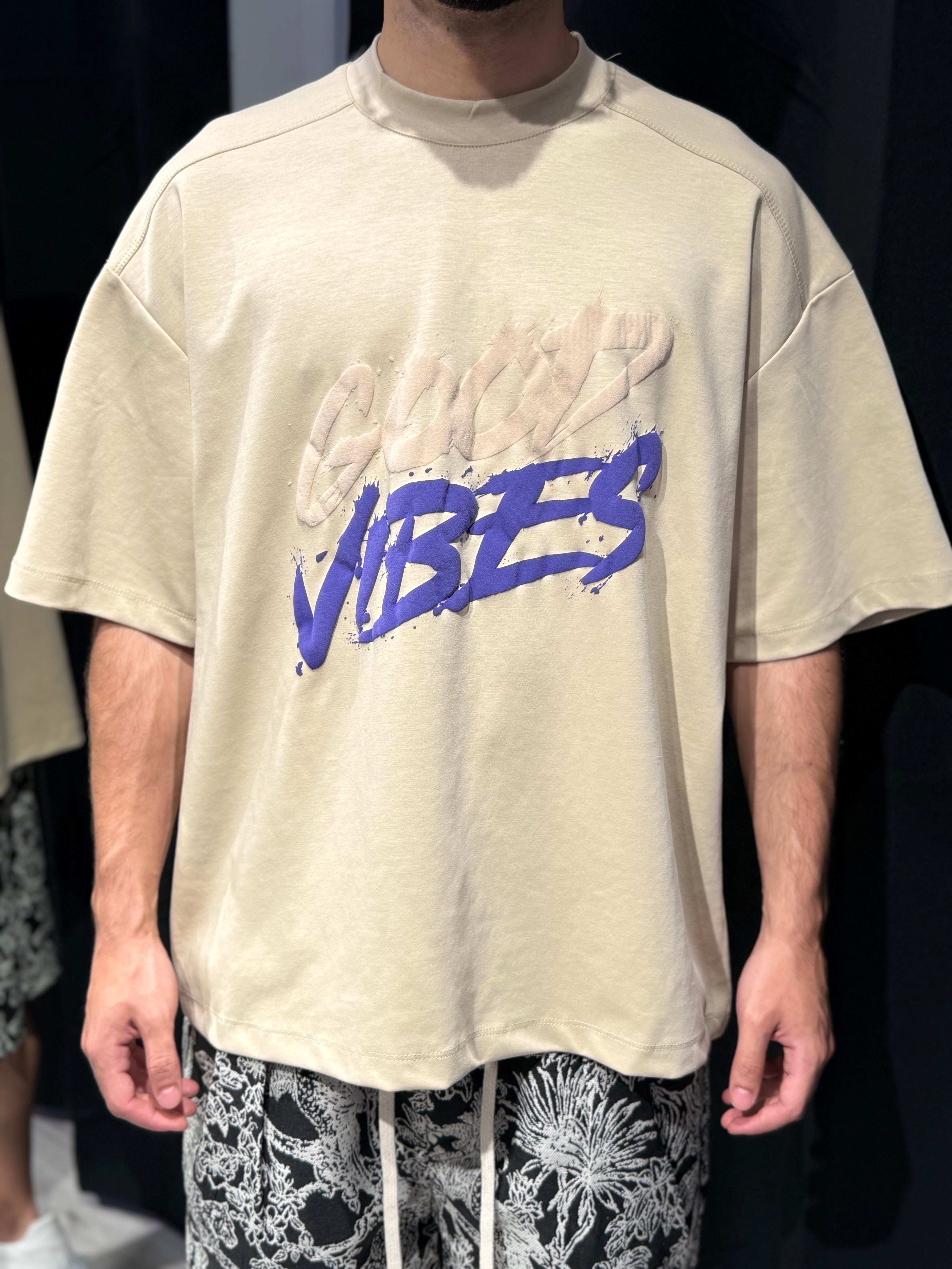 T-shirt Vibes