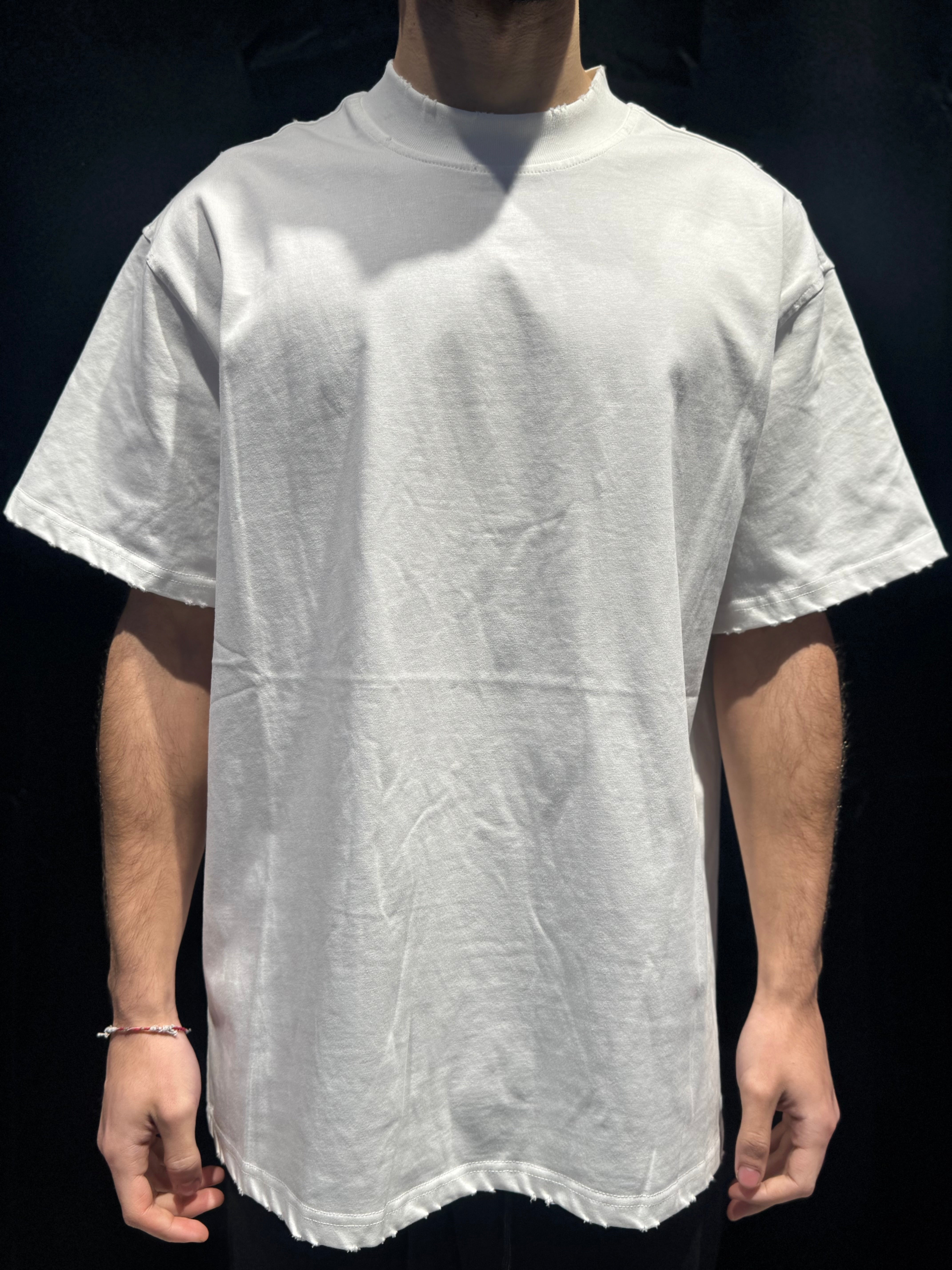 T-shirt Destroyed