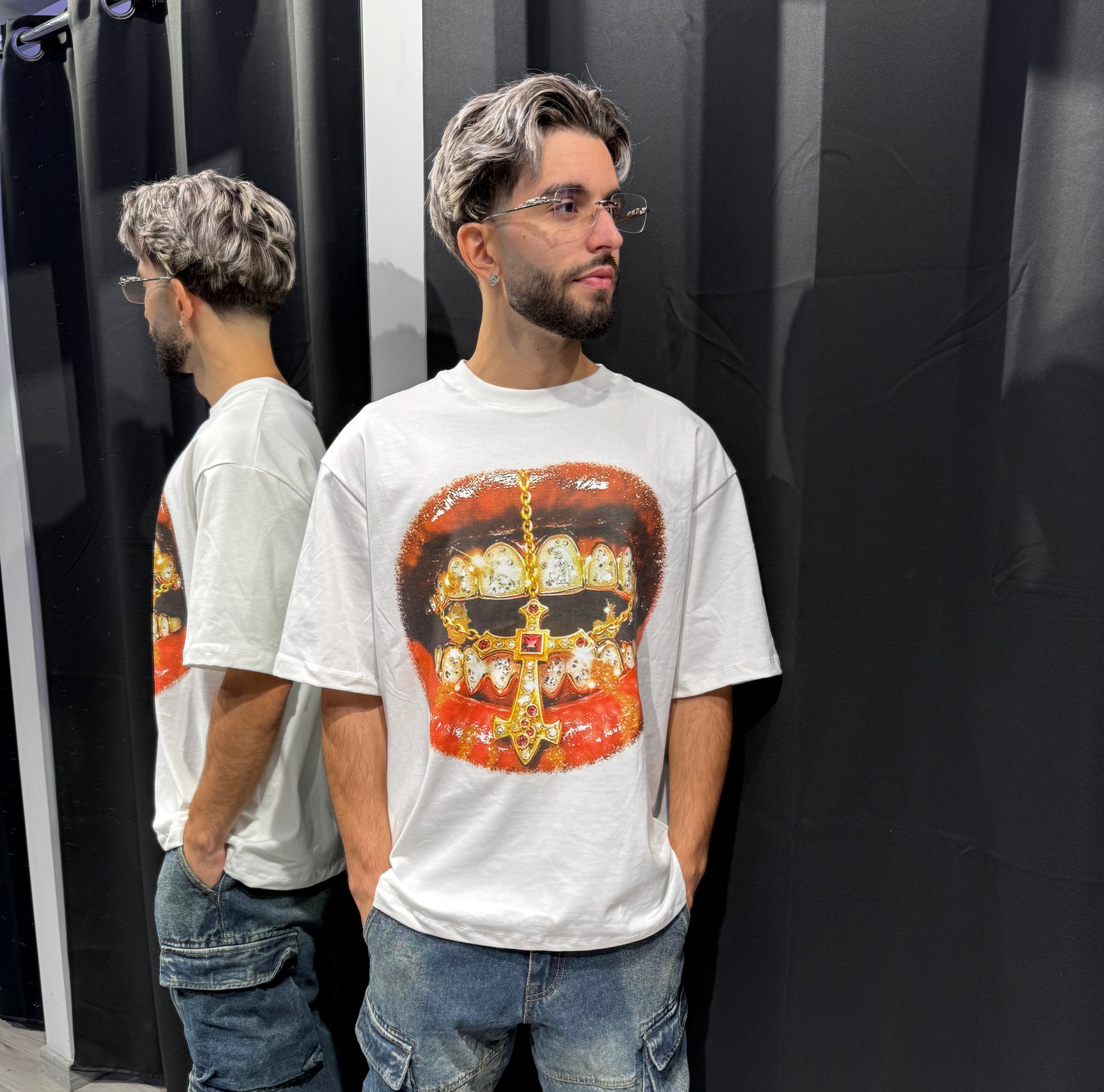T-shirt “Golden Mouth”