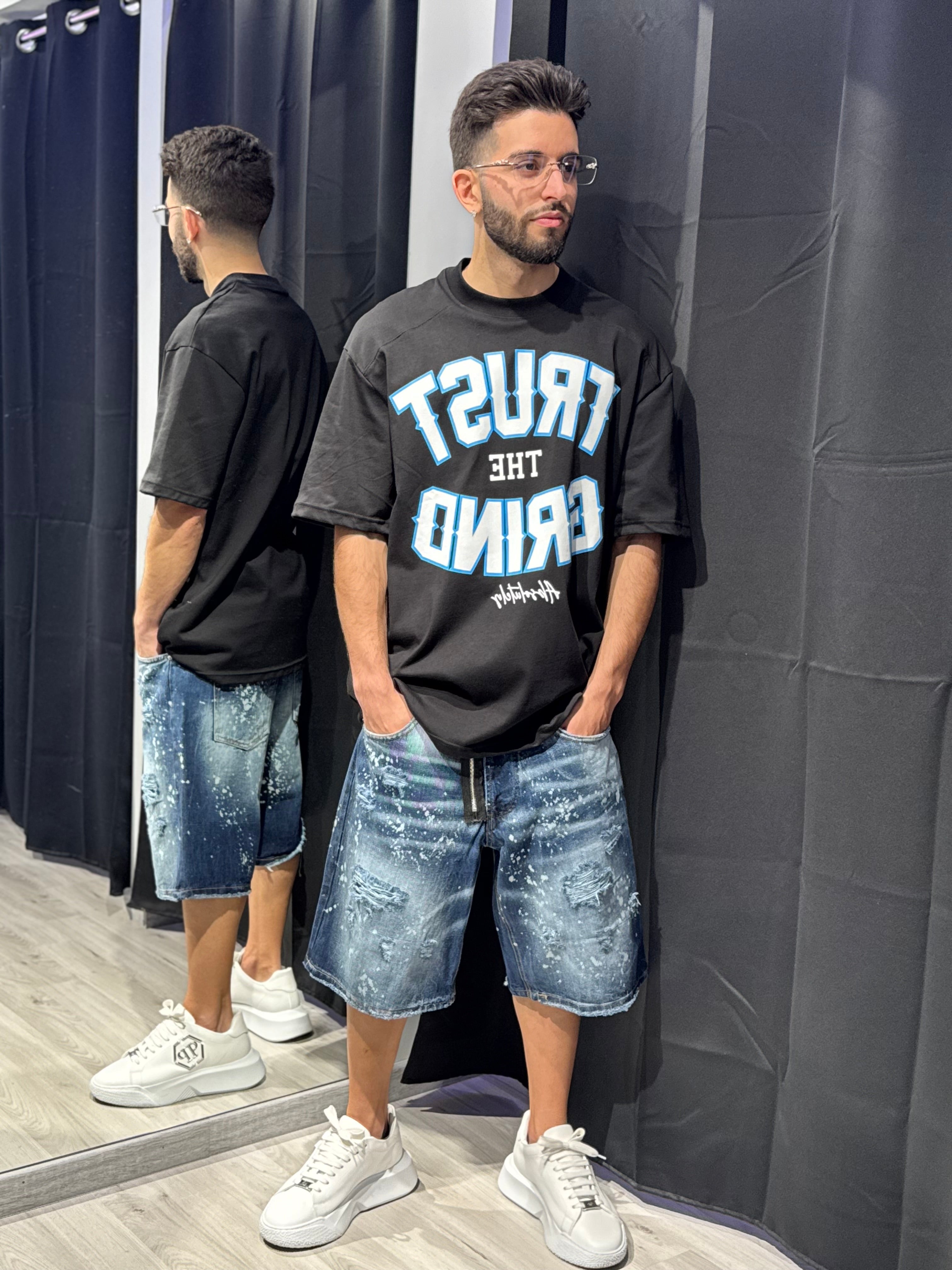 T-shirt Trust