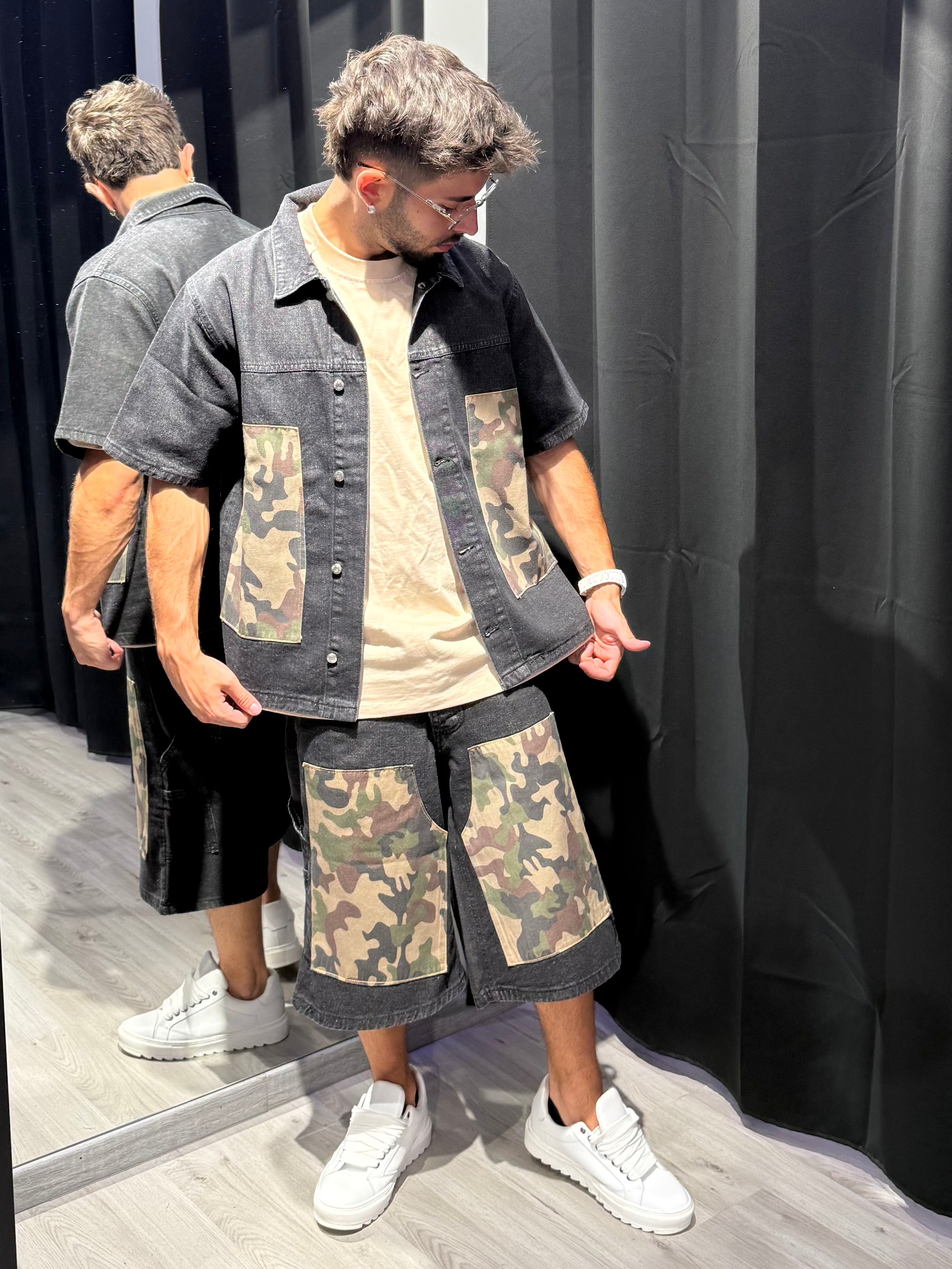 Completo Military Carpenter