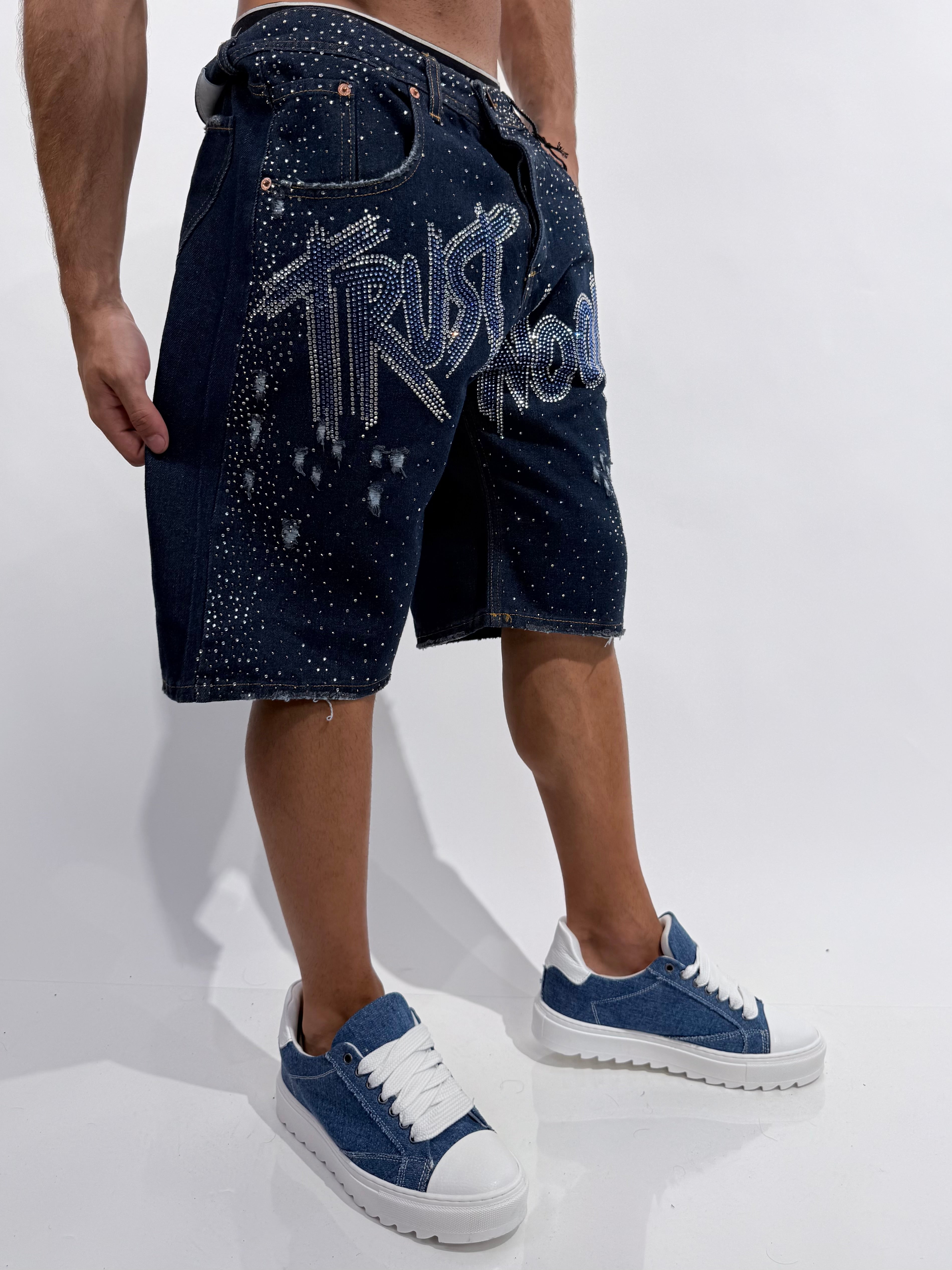 Jeans Trust No One