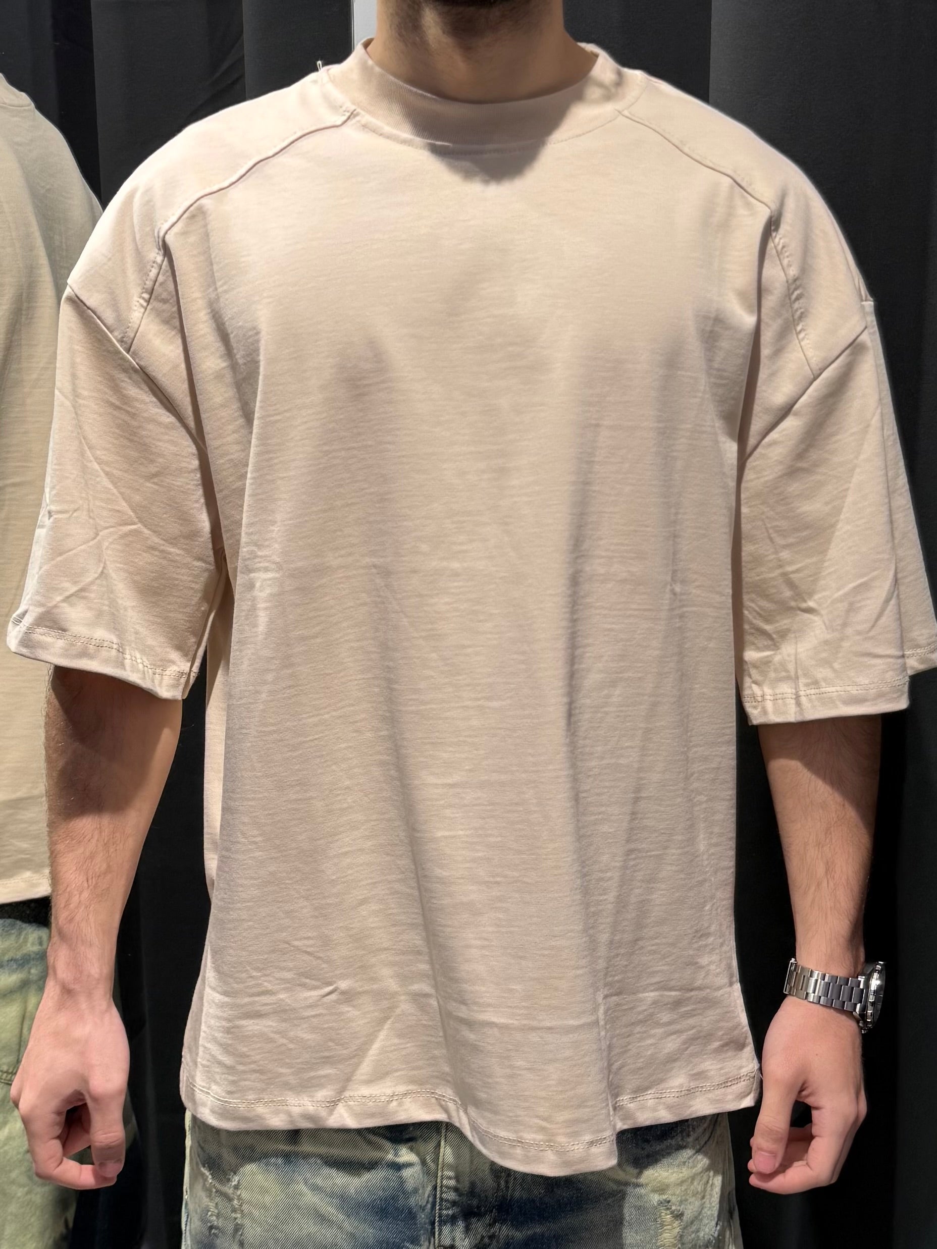 T-shirt Over Estiva