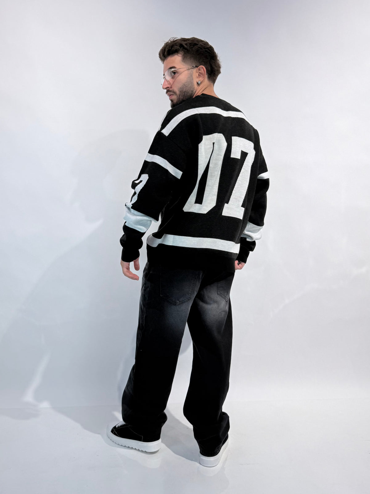 Maglione Black District