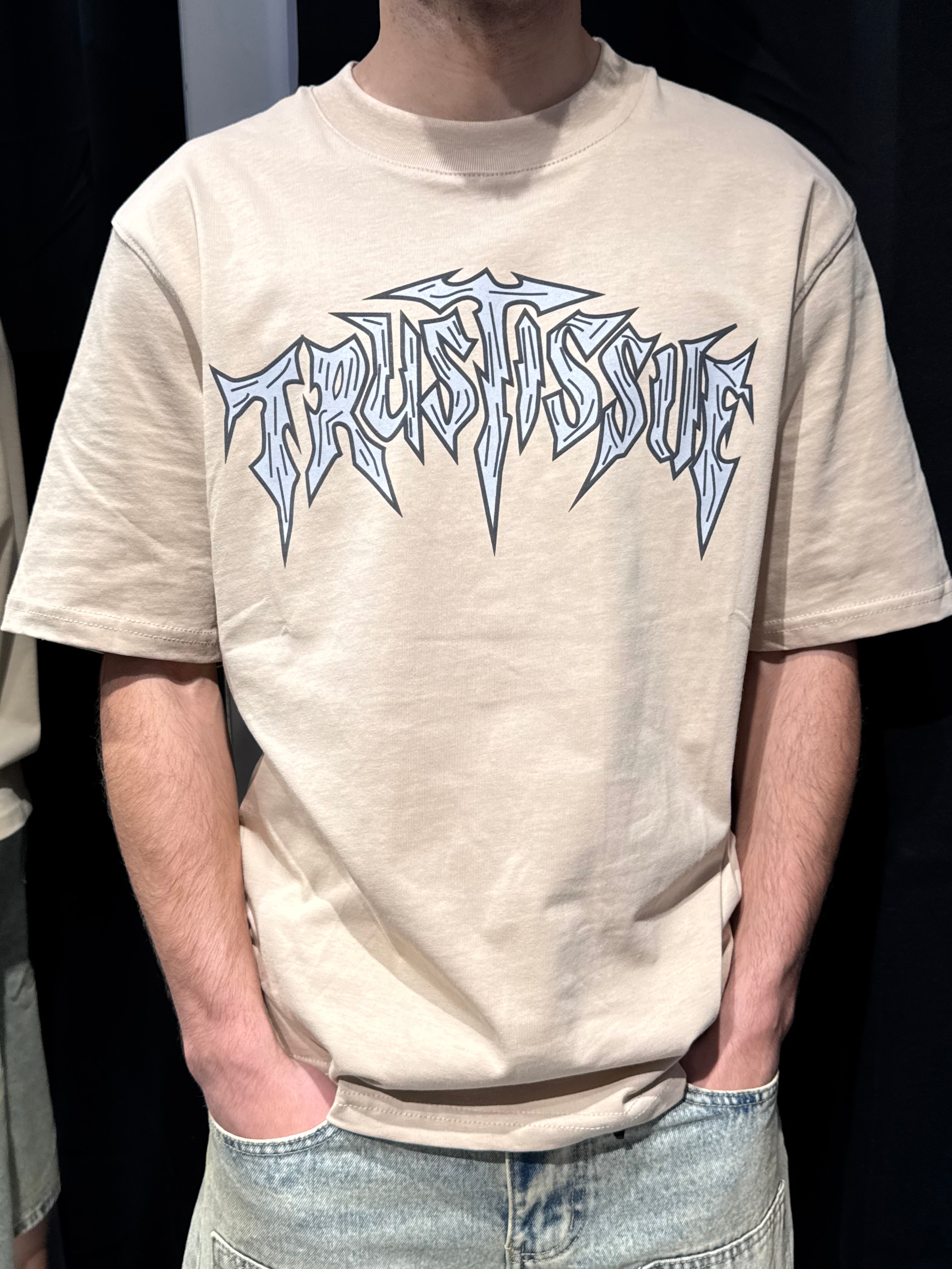 T-shirt Trustissue