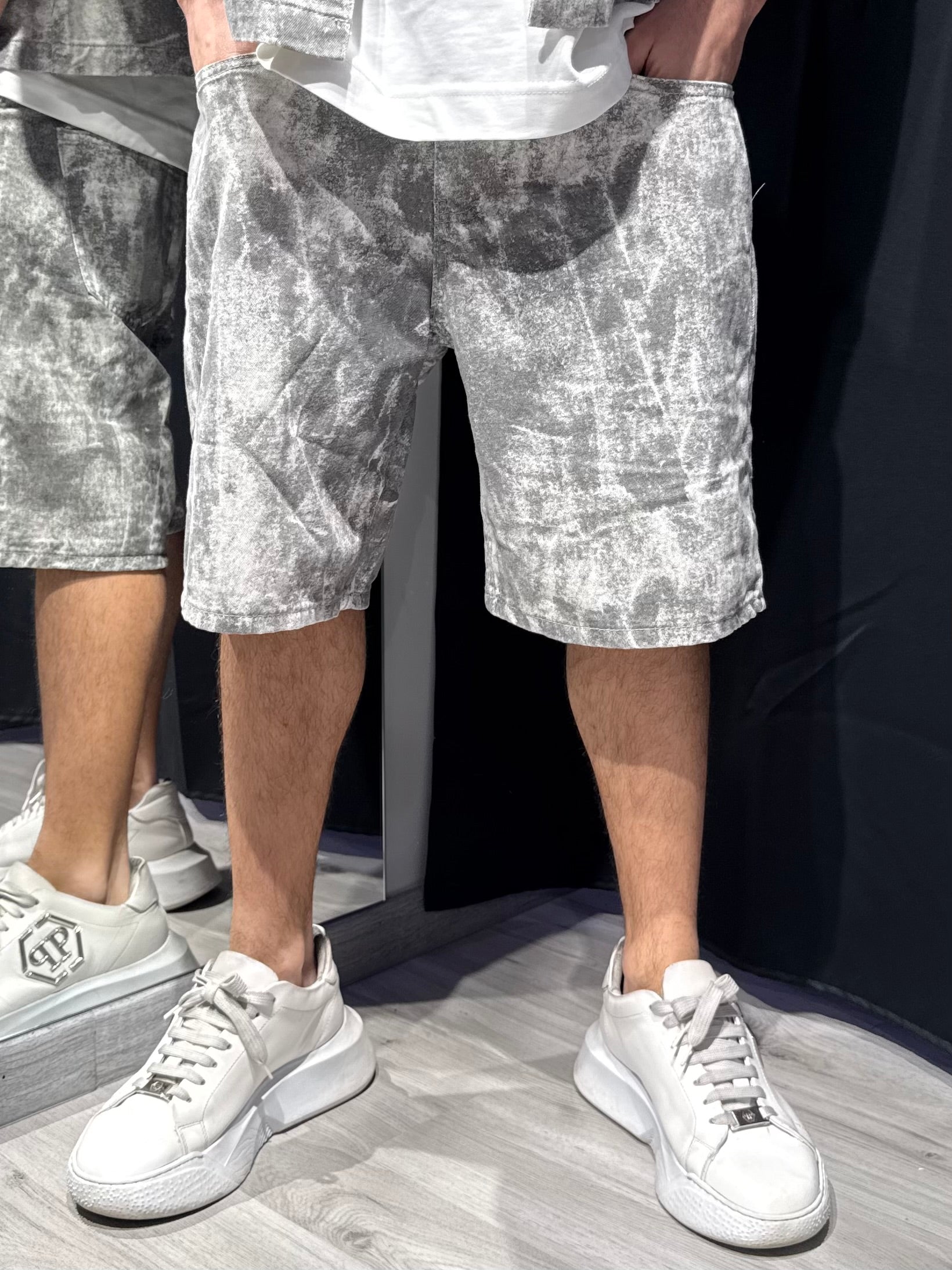 Completo Gray Washed