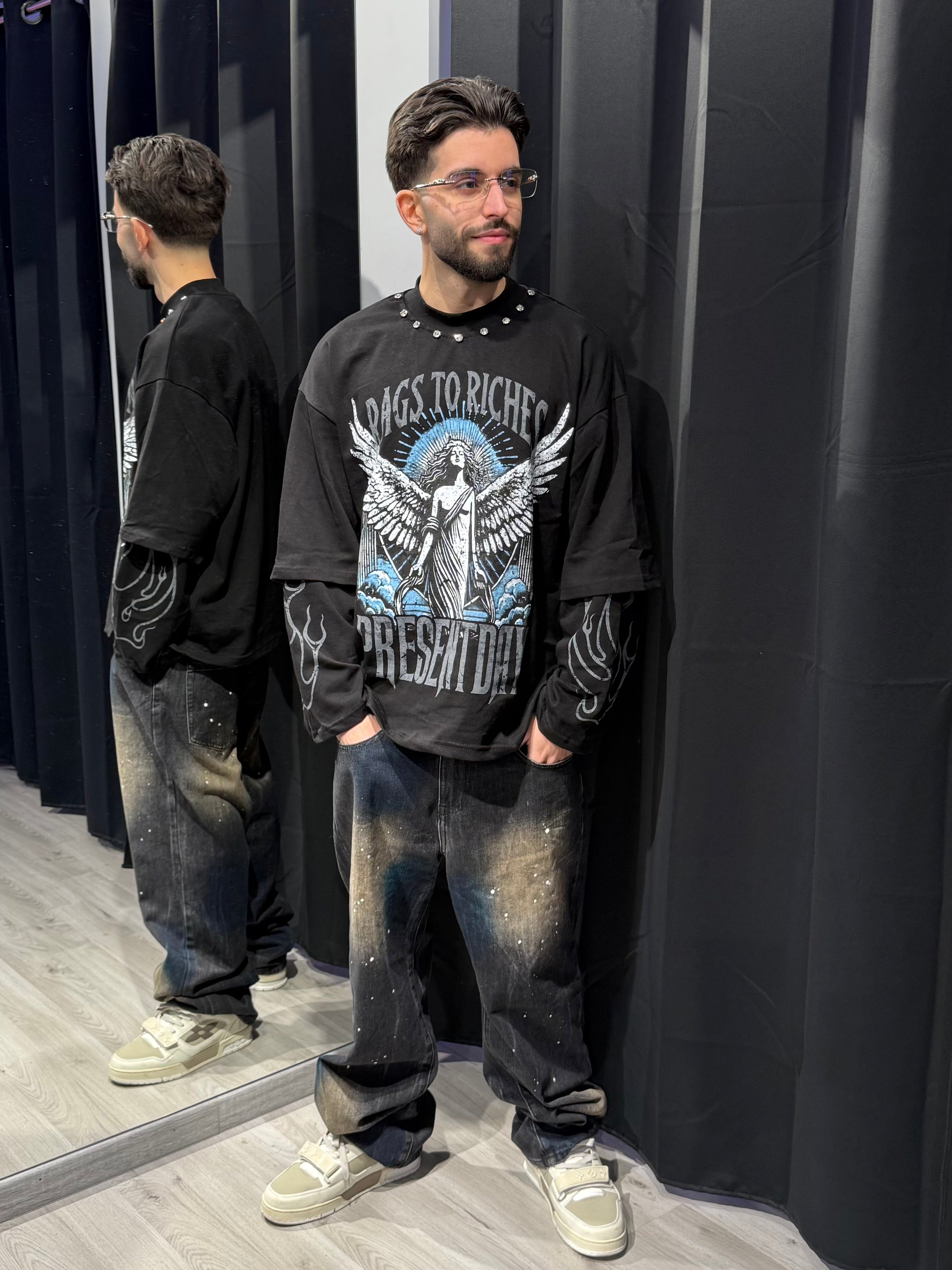 Longsleeve Present Day