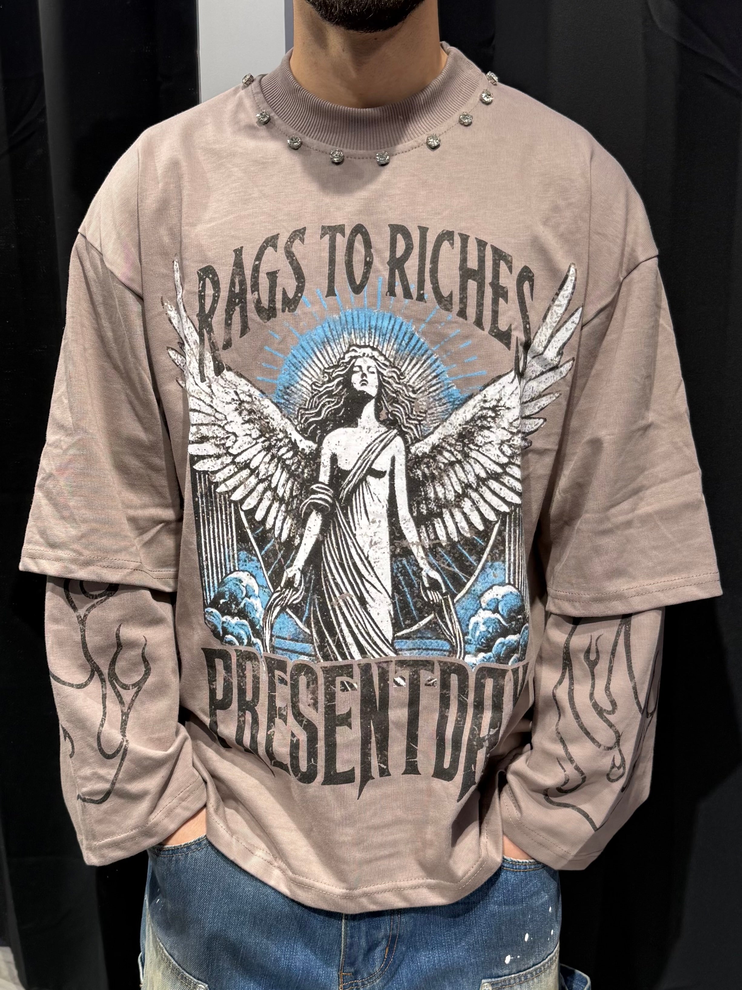 Longsleeve Present Day