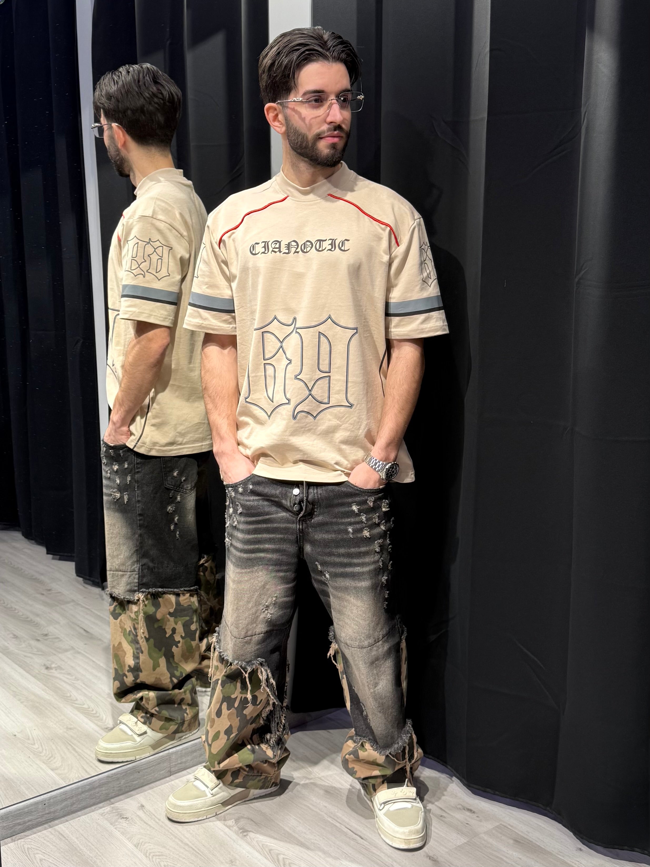 T-shirt Cianotic