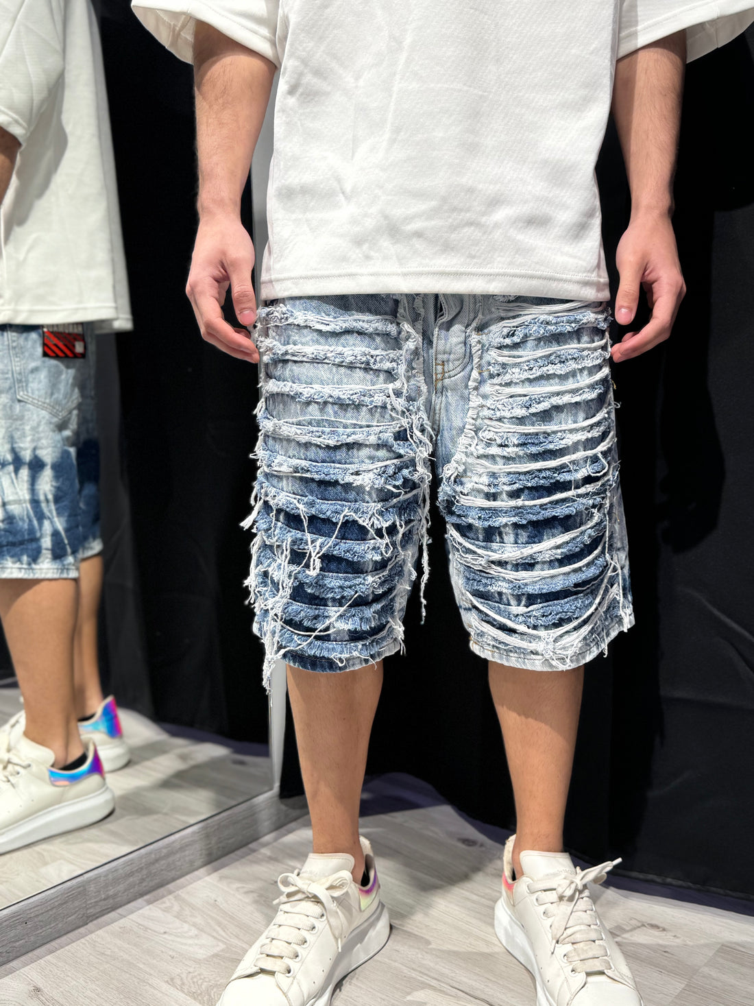 Jeans Torn