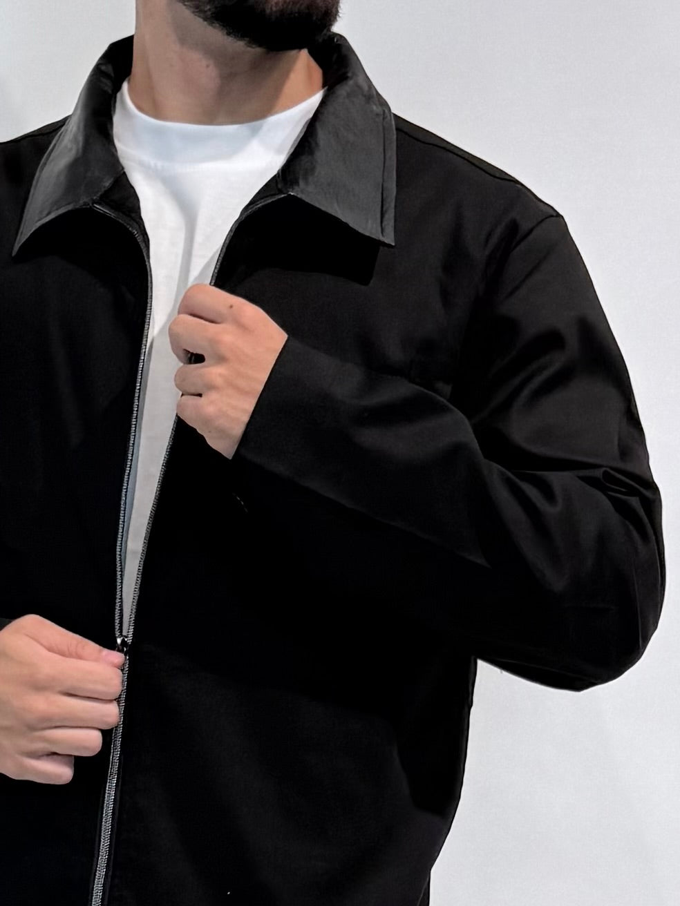 Completo Leather Zip