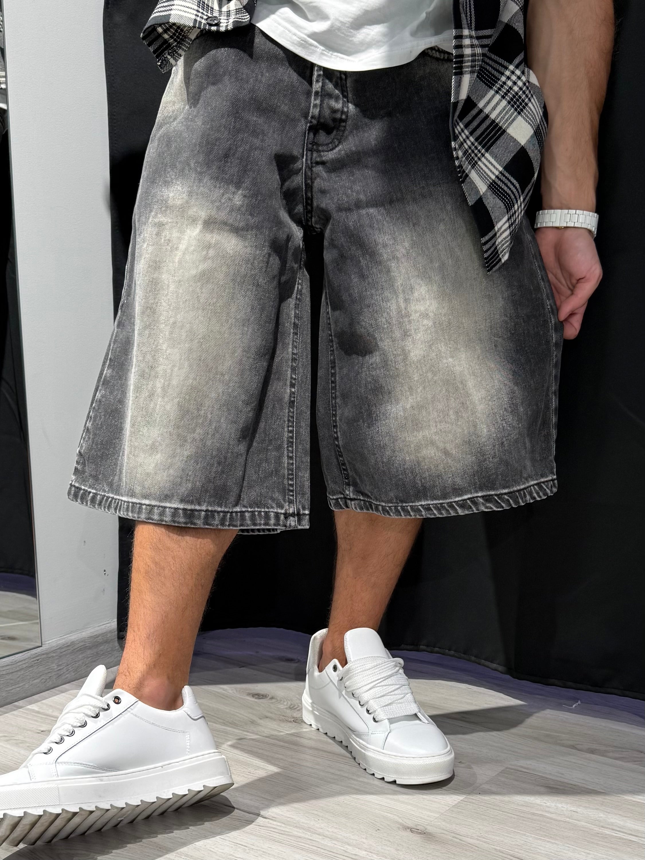 Jorts Fade Flow