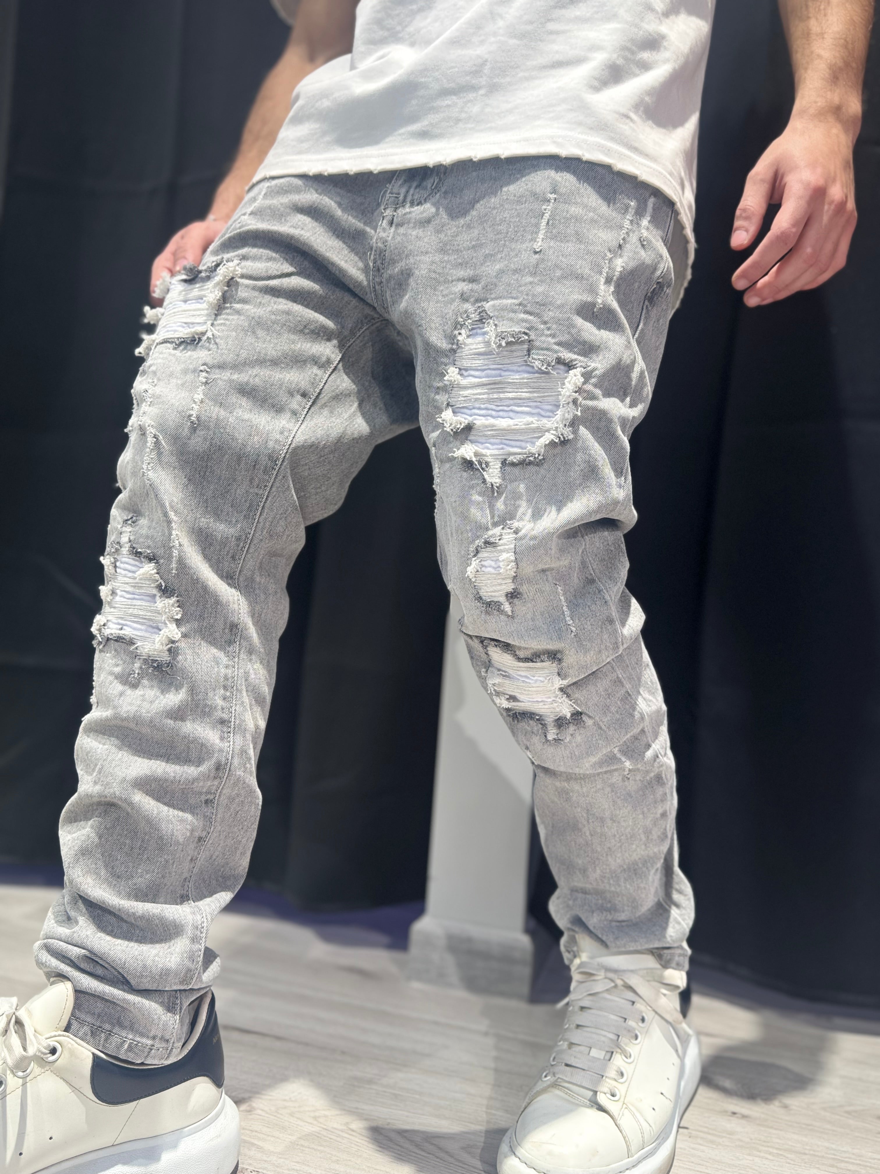 Jeans Strain