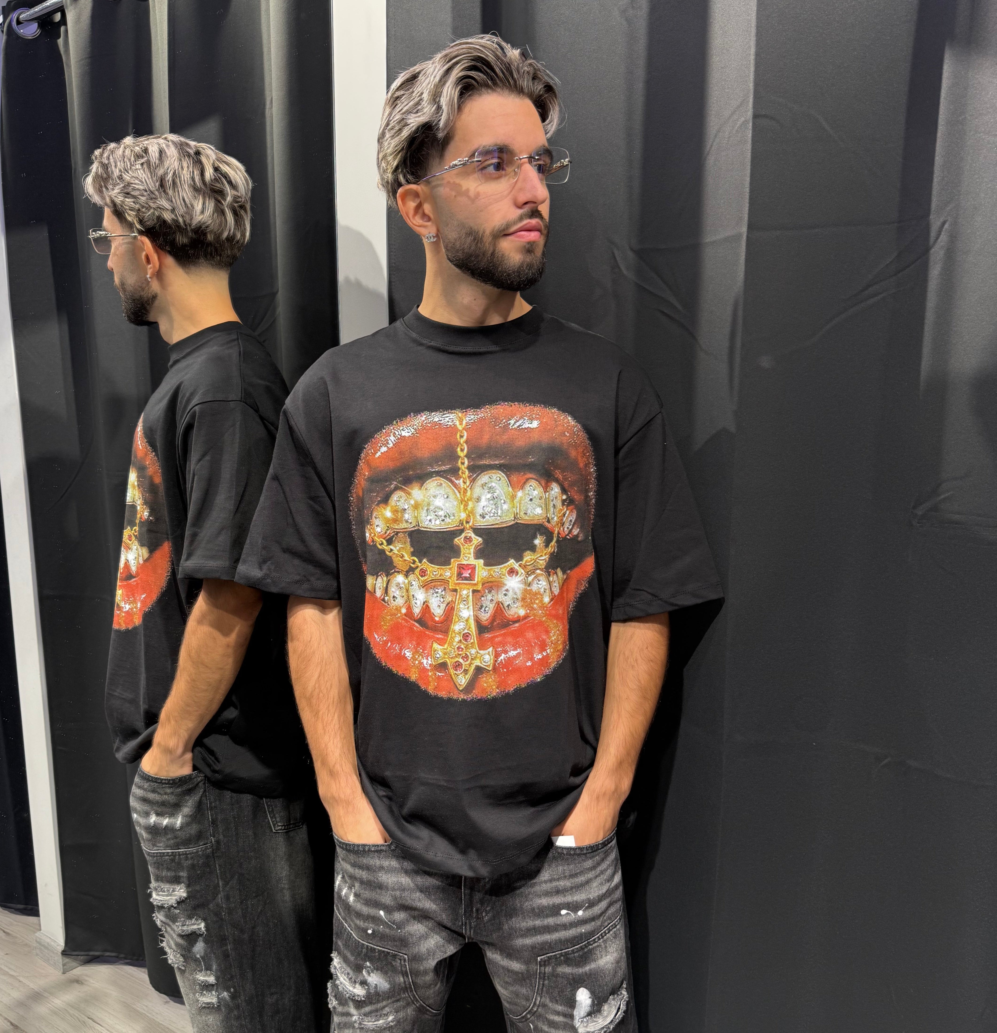 T-shirt “Golden Mouth”