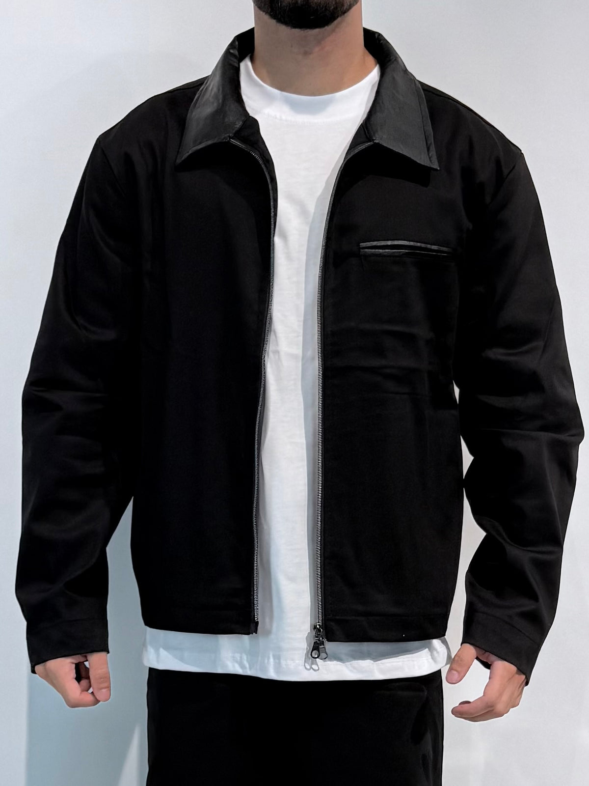 Completo Leather Zip