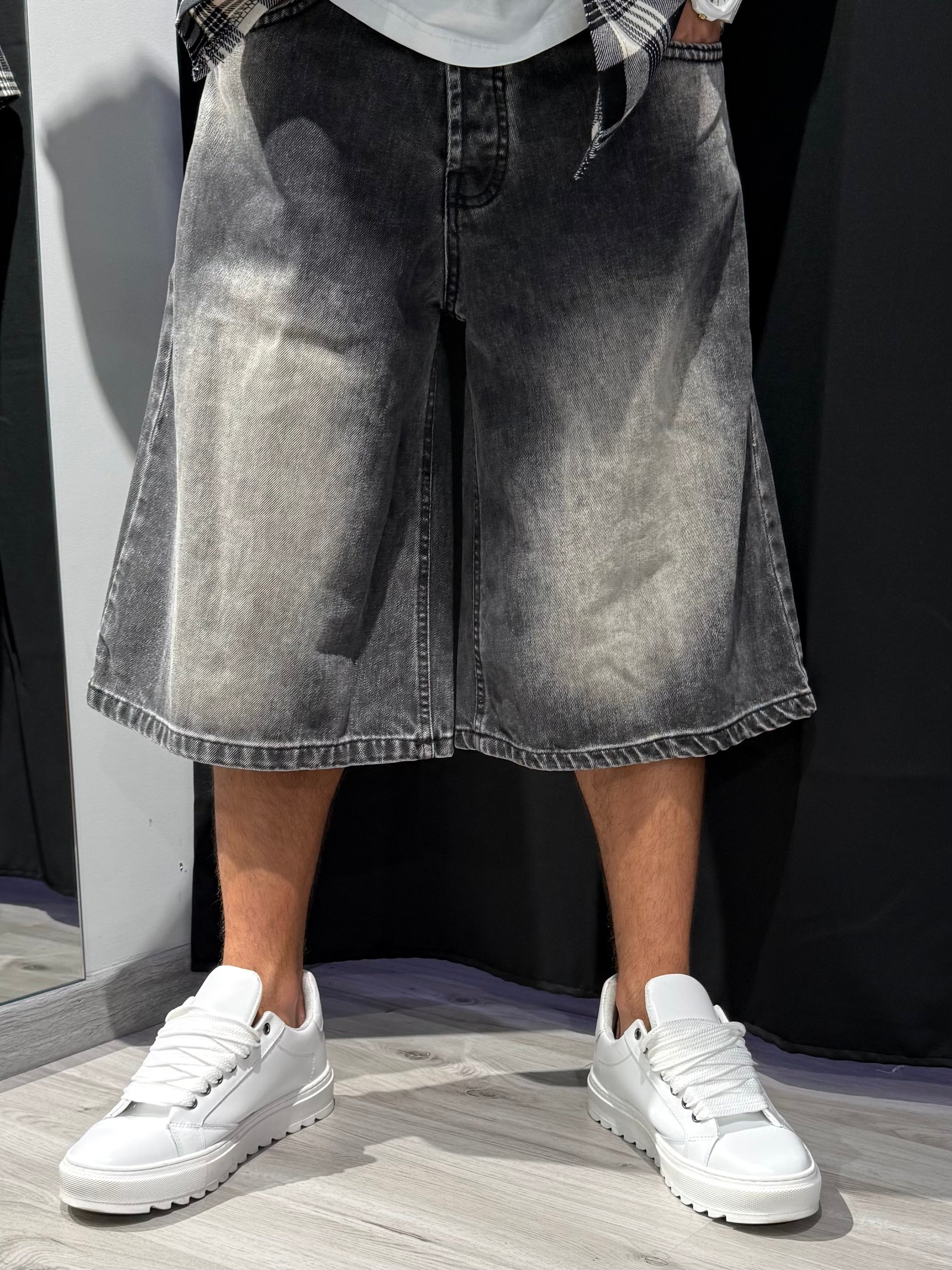 Jorts Fade Flow