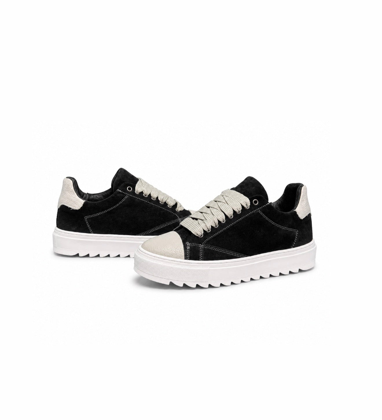 Scarpe in Camoscio Nero/Grigio