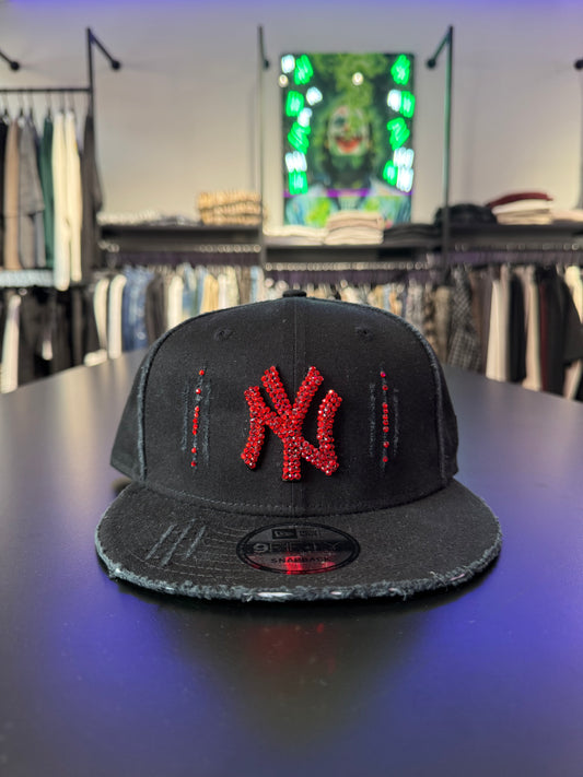 Cappello Custom Brillantinato rosso