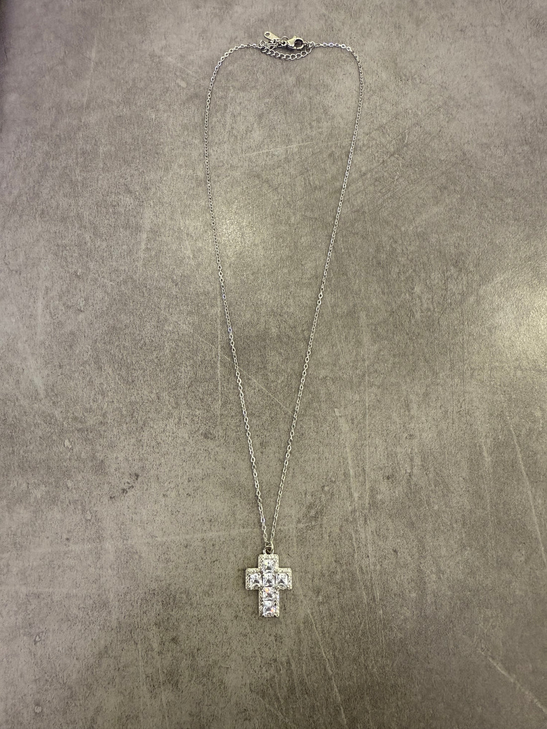 Collana Croce Stile 1