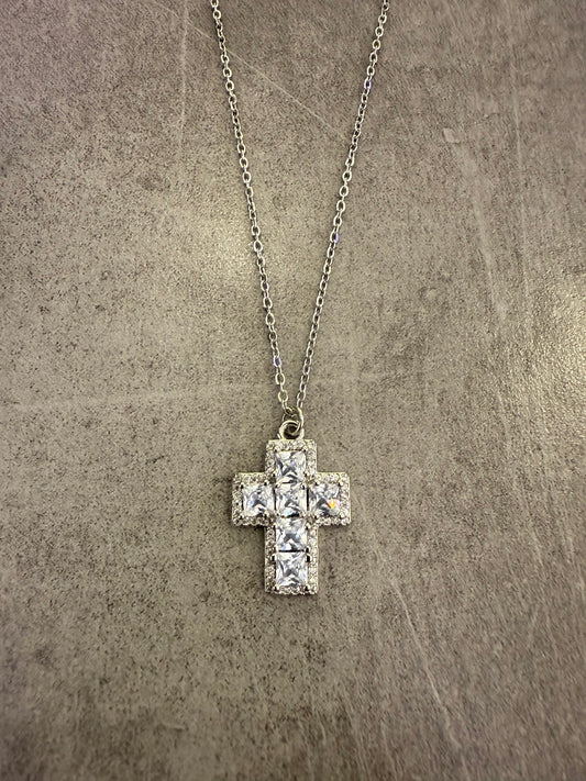 Collana Croce Stile 1